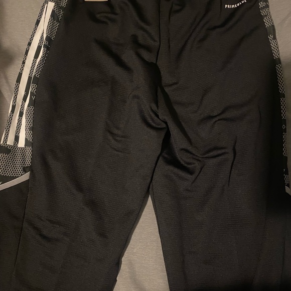 Adidas taper pants - Picture 4 of 4